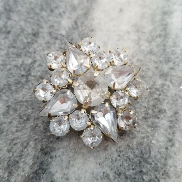 Vintage Rhinestone Cluster Brooch, Silver Tone, Estate Lapel Pin - Picture 1 of 5